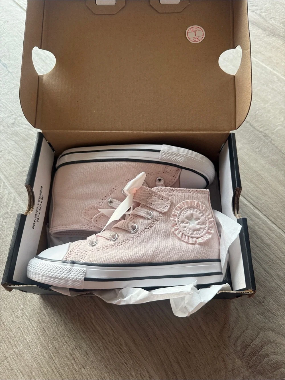 New in box Converse high tops toddler girl